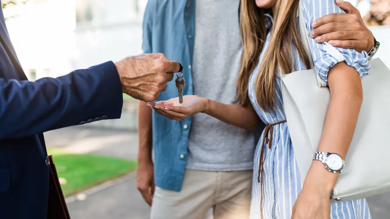 Köpa eller sälja bostad med hjälp